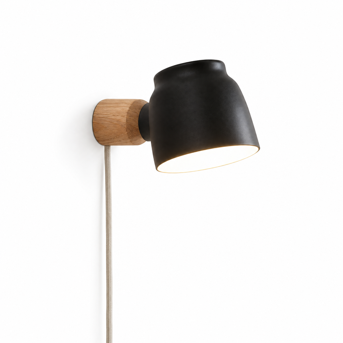 Lume Black – white background product photo