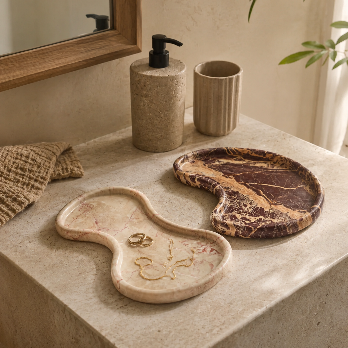 Isola Marble Trays (Set of 2)