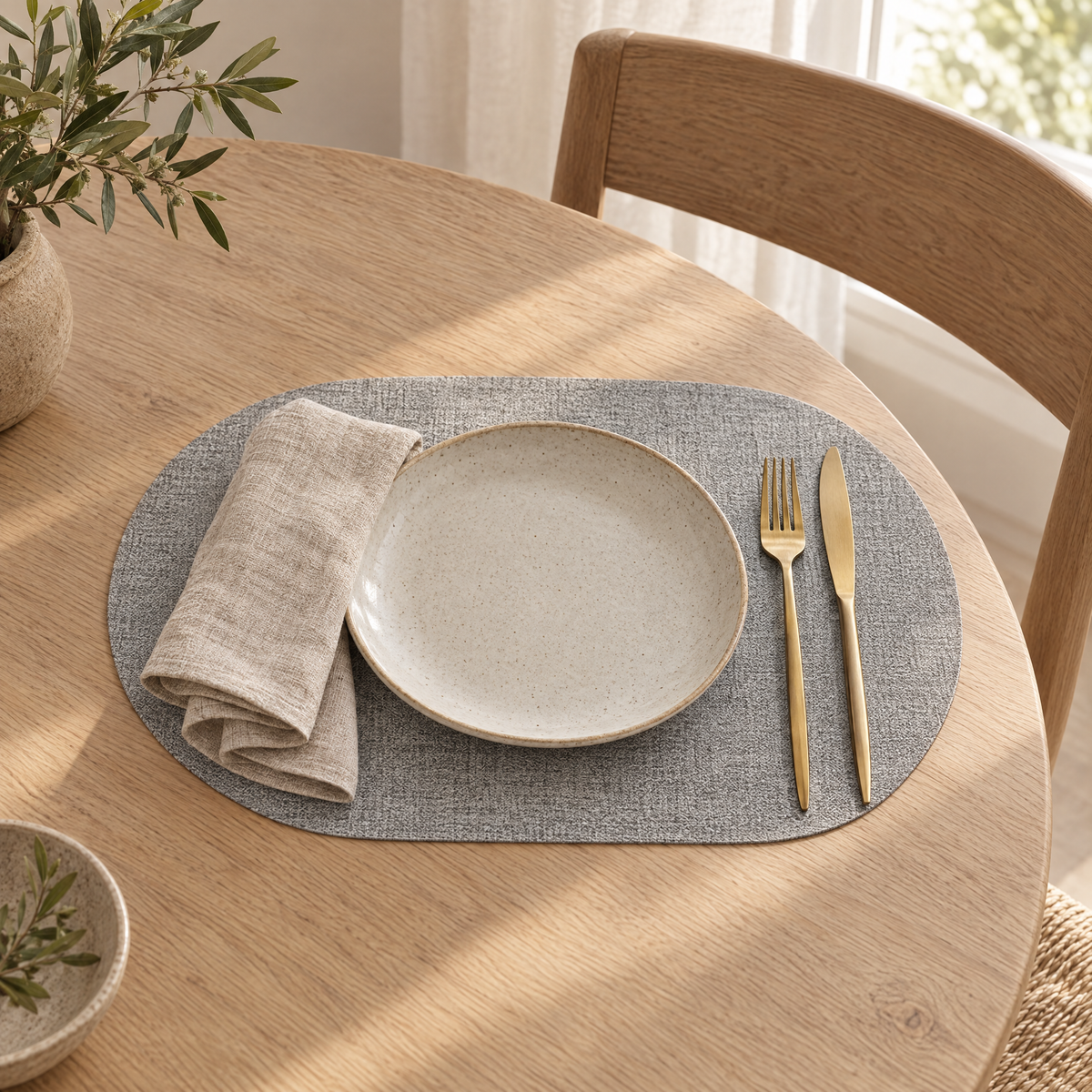 Close-up of the linen texture on a dove Tavola placemat
